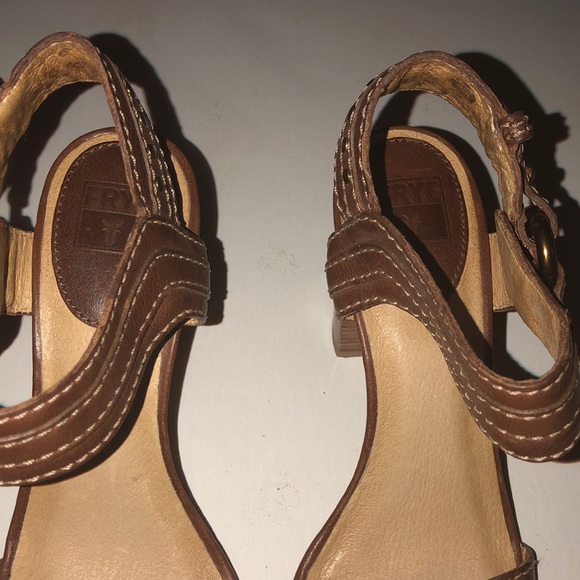 FRYE shoes - Picture 2 of 6